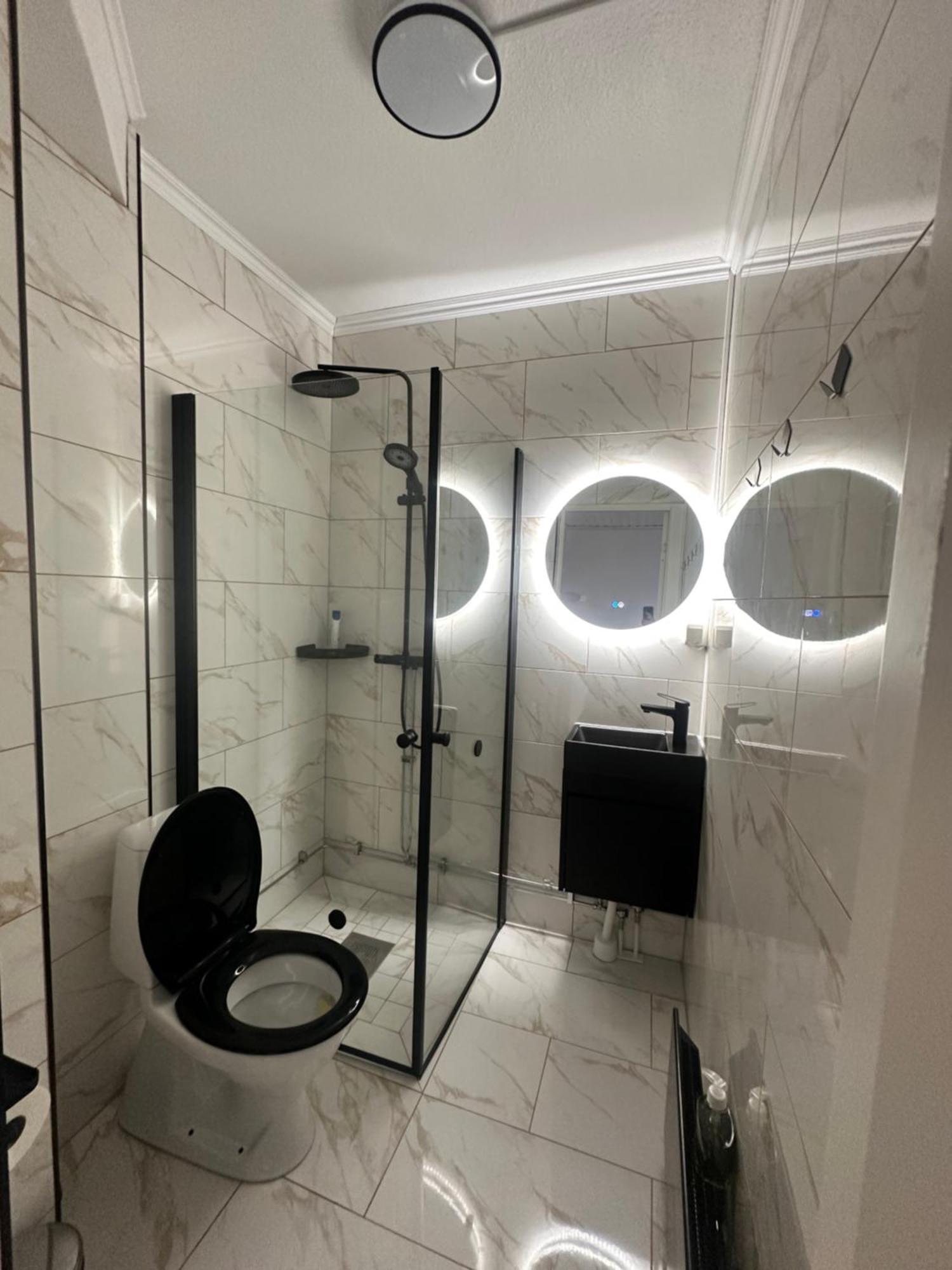 Luxury 2 Rooms Residence At The Heart Of บูโรส ภายนอก รูปภาพ